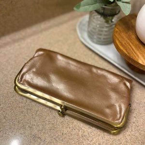Hobo Lauren Clutch-Wallet